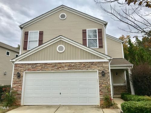 102 Brookhaven Dr, Clayton, NC, 27527-6282 | Card Image