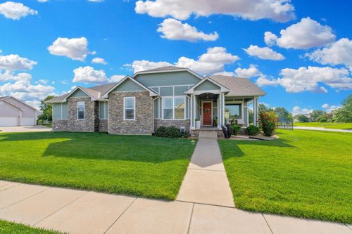 5104 N Colonial Ave, Bel Aire, KS, 67226-7602 | Card Image