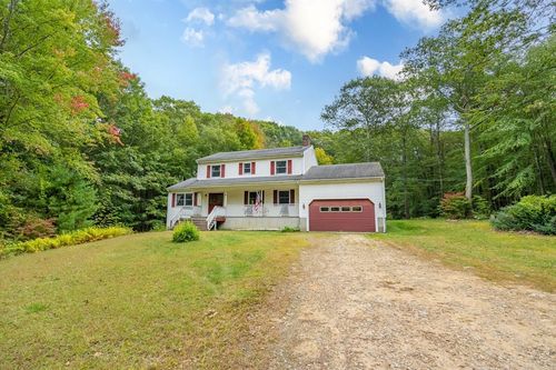 7 Howe Rd, Spencer, MA, 01562-2711 | Card Image