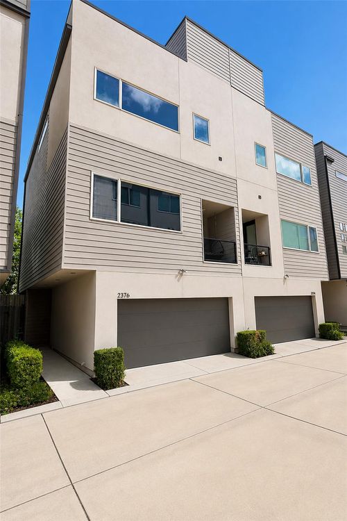 2376 Commerce St, Houston, TX, 77003-1537 | Card Image
