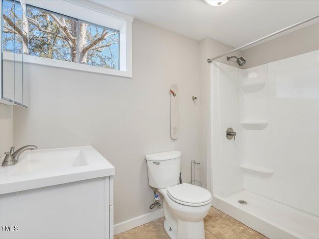41-Bathroom | Image 40