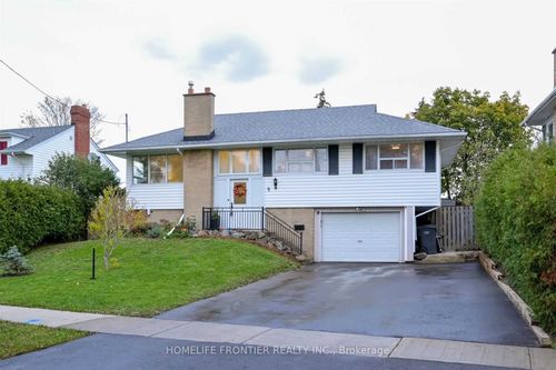 9 Avonmore St, Brampton, ON, L6W2S5 | Card Image