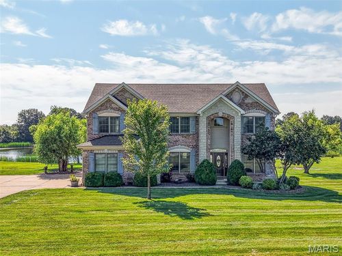 131 Summerhaven Ln, Troy, MO, 63379-3851 | Card Image