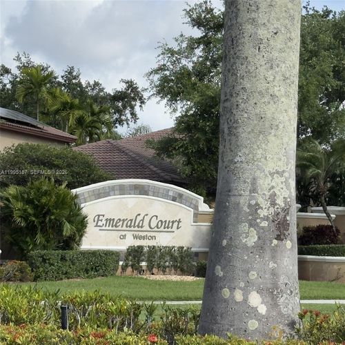 16029 Emerald Cove Rd, Weston, FL, 33331-3127 | Card Image