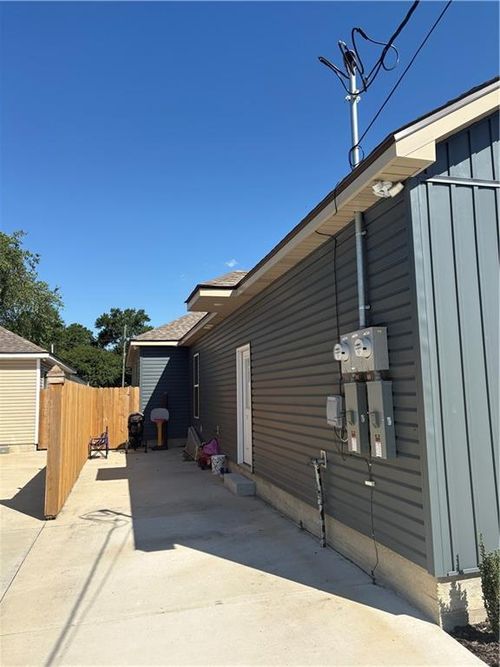 2004 Webster St, Meraux, LA, 70075-2606 | Card Image