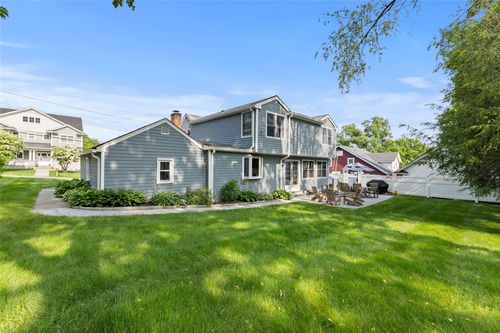 37 Rutland St, Mount Kisco, NY, 10549-1820 | Card Image