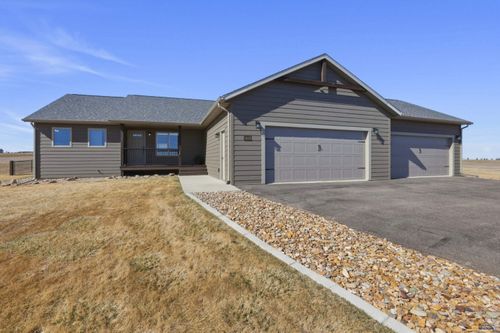 19229-chuck-wagon-circle-19229 Chuck Wagon Cir, Belle Fourche, SD, 57717 | Card Image