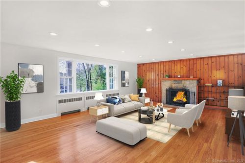 81 Opper Rd, Stamford, CT, 06903-4701 | Card Image