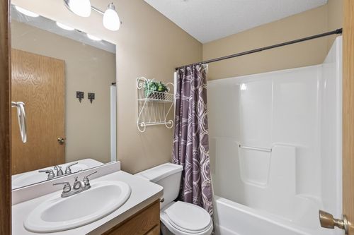 417 Birch Ave Nw, Saint Michael, MN, 55376-1016 | Card Image