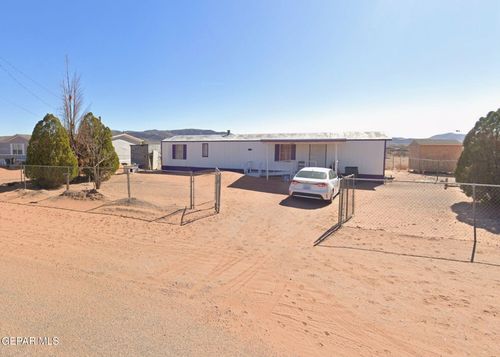 5582 Ch Hunton St, El Paso, TX, 79938-8374 | Card Image