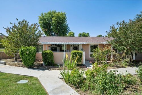 a-19153 Avenue Of The Oaks, Newhall, CA, 91321-1415 | Card Image