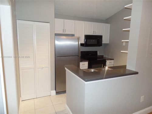 308-2871 N Oakland Forest Dr, Oakland Park, FL, 33309-7620 | Card Image