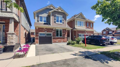 3 Fenchurch Dr, Brampton, ON, L7A4G5 | Card Image