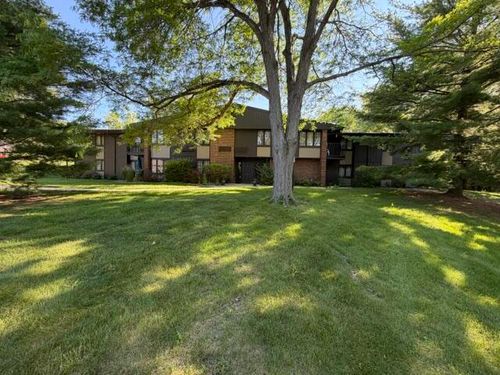 22 Matterhorn Cir, LAKE GENEVA, WI, 53147 | Card Image