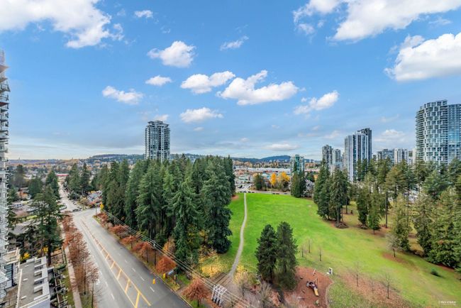 1908 - 3093 Windsor Gate, Condo with 2 bedrooms, 2 bathrooms and 1 parking in Coquitlam BC | Image 26