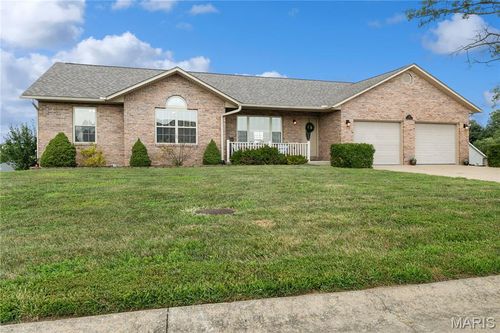210 Oak Meadow Dr, Jackson, MO, 63755-8586 | Card Image