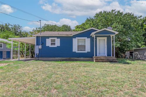 2622 W Johnson St, Denison, TX, 75020-1422 | Card Image