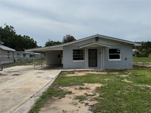 217 Palmetto St, Lake Placid, FL, 33852-6353 | Card Image