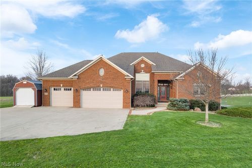 10366 Immel St Ne, Canton, OH, 44721-1107 | Card Image