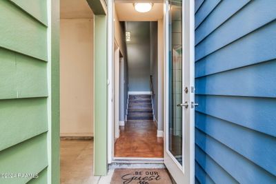 Exterior Entry Way | Image 3