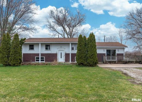 9100 New Liberty Rd, Maysville, IA, 52773-9535 | Card Image