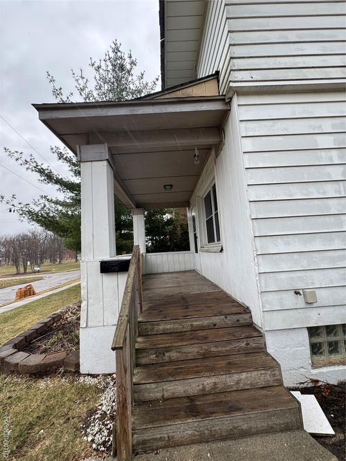 244 Nelson St, Pontiac, MI, 48342-1540 | Card Image