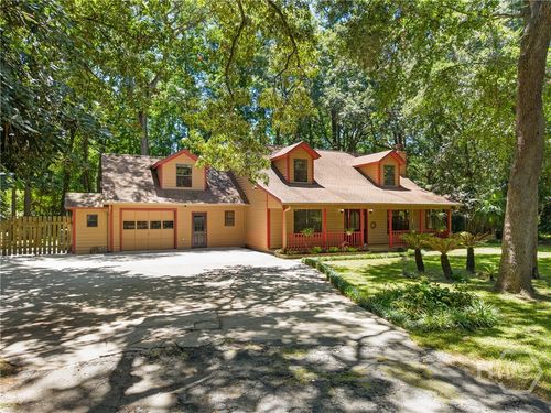 9 Coquena Cir W, Savannah, GA, 31410-1332 | Card Image