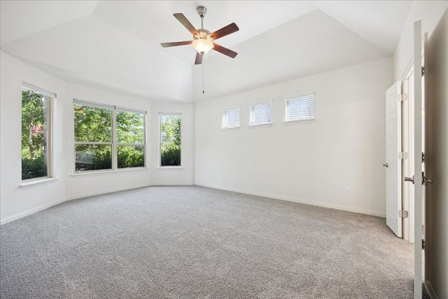 123 Pond View Pass, House other with 4 bedrooms, 4 bathrooms and 4 parking in Buda TX | Image 15