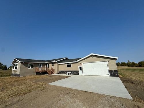 41165 427th St, Perham, MN, 56573-2807 | Card Image
