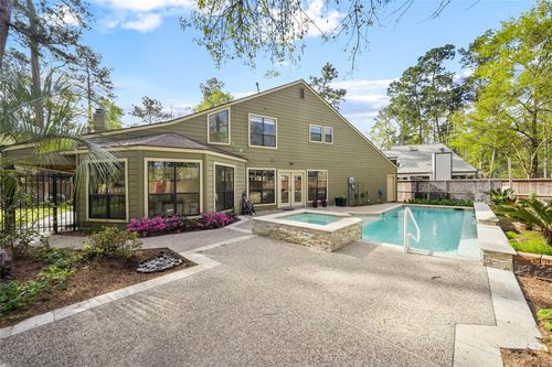 5 Berrypick Ln, The Woodlands, TX, 77380-1390 | Card Image
