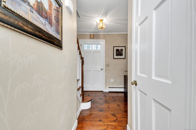 Front door entrance | Image 5