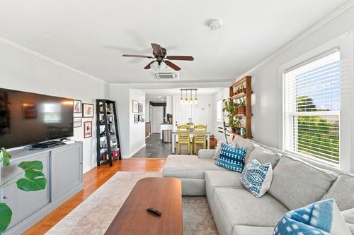 41 Rochambeau Ave, Providence, RI, 02906-1909 | Card Image
