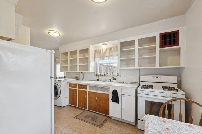 4302 Mandalay Ave, House other with 3 bedrooms, 1 bathrooms and null parking in Royal Oak MI | Image 8