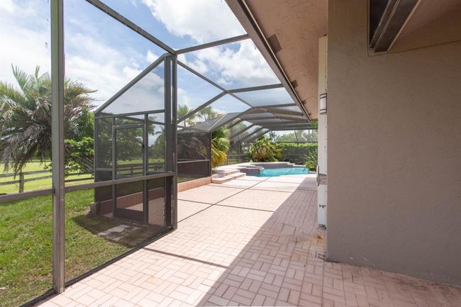 15360 Estancia Lane, House other with 3 bedrooms, 2 bathrooms and null parking in Wellington FL | Image 20