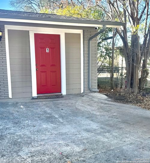1-322 Sprucewood Ln, San Antonio, TX, 78216-6414 | Card Image