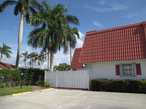 1437 Princeton Ln, Boynton Beach, FL, 33426-8013 | Card Image