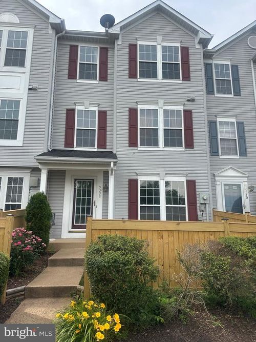 9308 Witch Hazel Way, MANASSAS, VA, 20110-5985 | Card Image