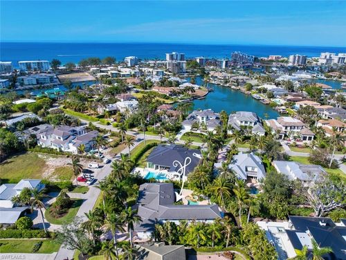 405 Rudder Rd, NAPLES, FL, 34102-5036 | Card Image