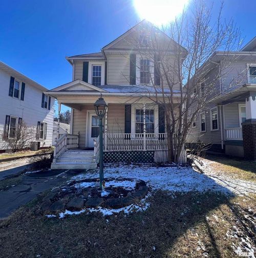 620 16th Ave, East Moline, IL, 61244-2031 | Card Image