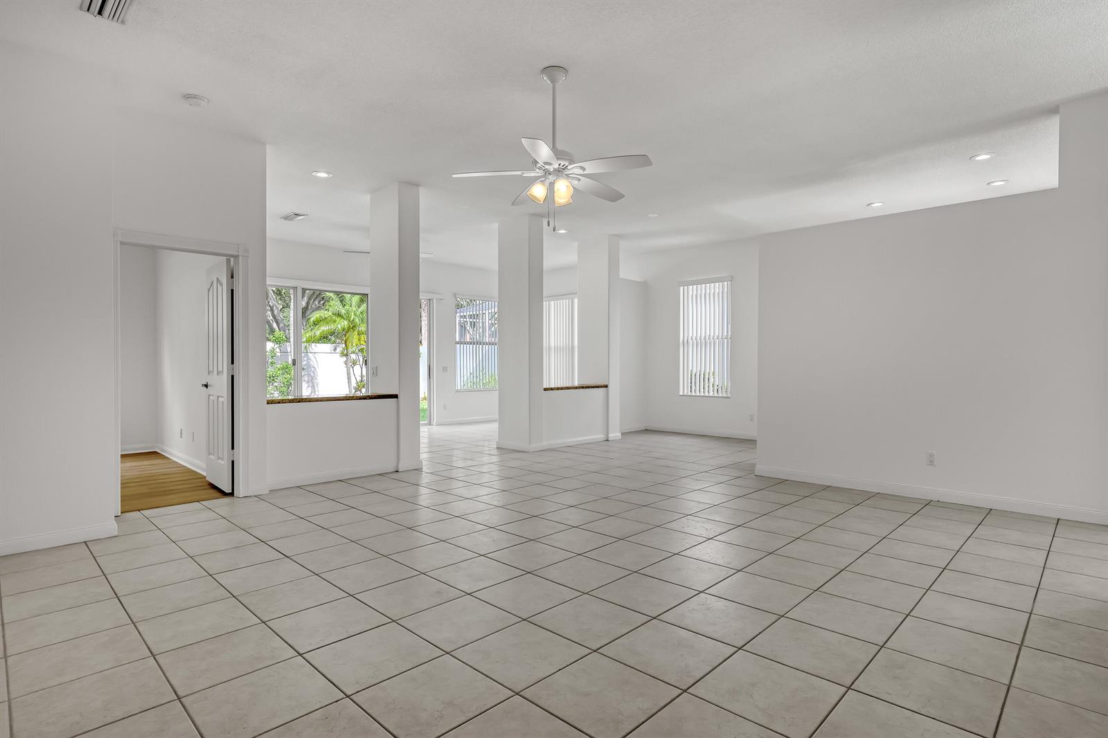 Residential in Jupiter 4