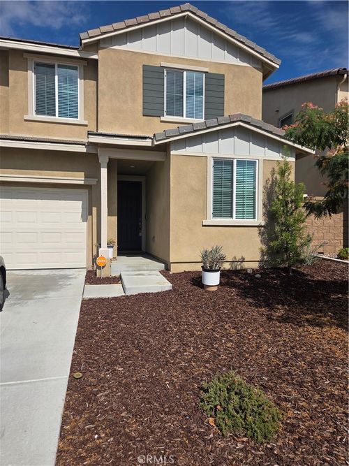 35564 Roxy Rd, Beaumont, CA, 92223-6377 | Card Image