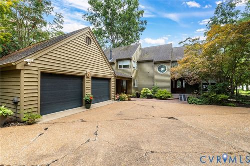 3416 Walkers Ferry Rd, Midlothian, VA, 23112-4633 | Card Image