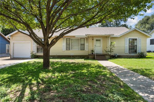 3716 Parkwood St, Waco, TX, 76710-5057 | Card Image