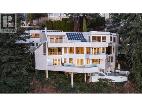 5530 Parthenon Pl, West Vancouver, BC, V7W2V7 | Card Image