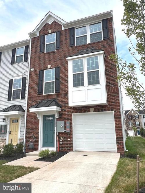 10302 Heritage Trail Ct, MANASSAS, VA, 20109-2635 | Card Image
