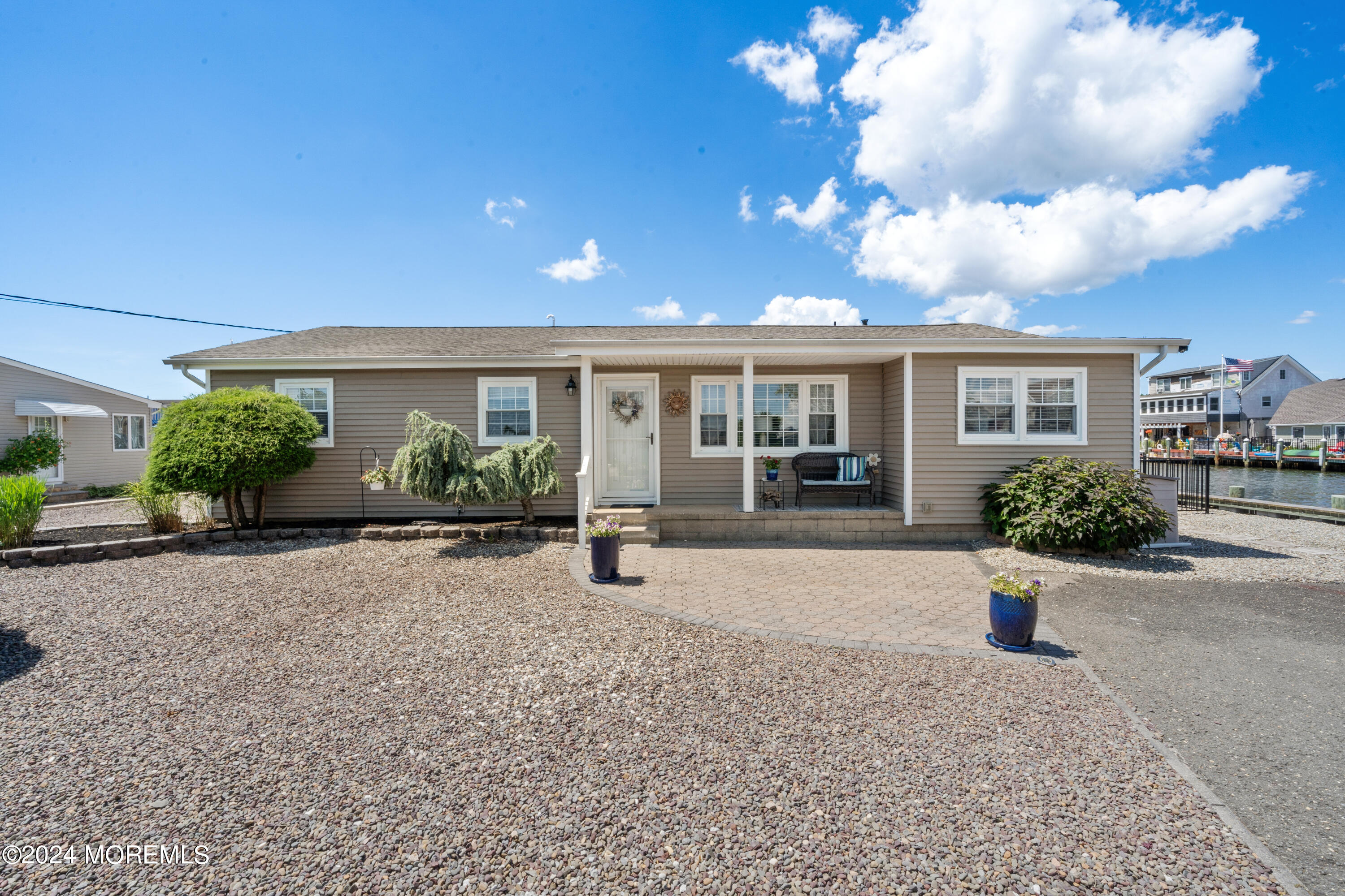 Ship Ct, Toms River, NJ 08753