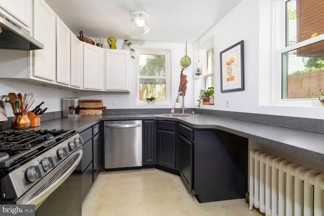 335 Manton St, Townhouse with 4 bedrooms, 1 bathrooms and null parking in PHILADELPHIA PA | Image 9