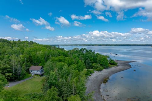 26 Hummingbird Ln, Bar Harbor, ME, 04609 | Card Image