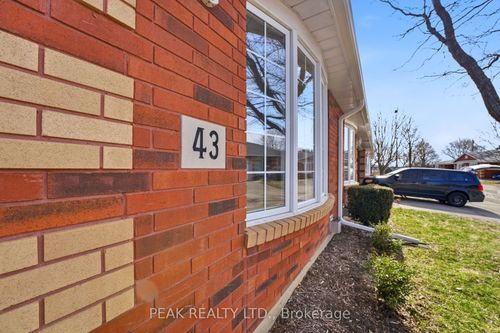 43-570 West Street W, Brantford, ON, N3R7Y7 | Card Image