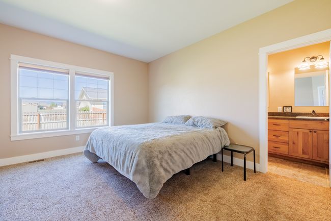 Upstairs Bedroom #2 | Image 13